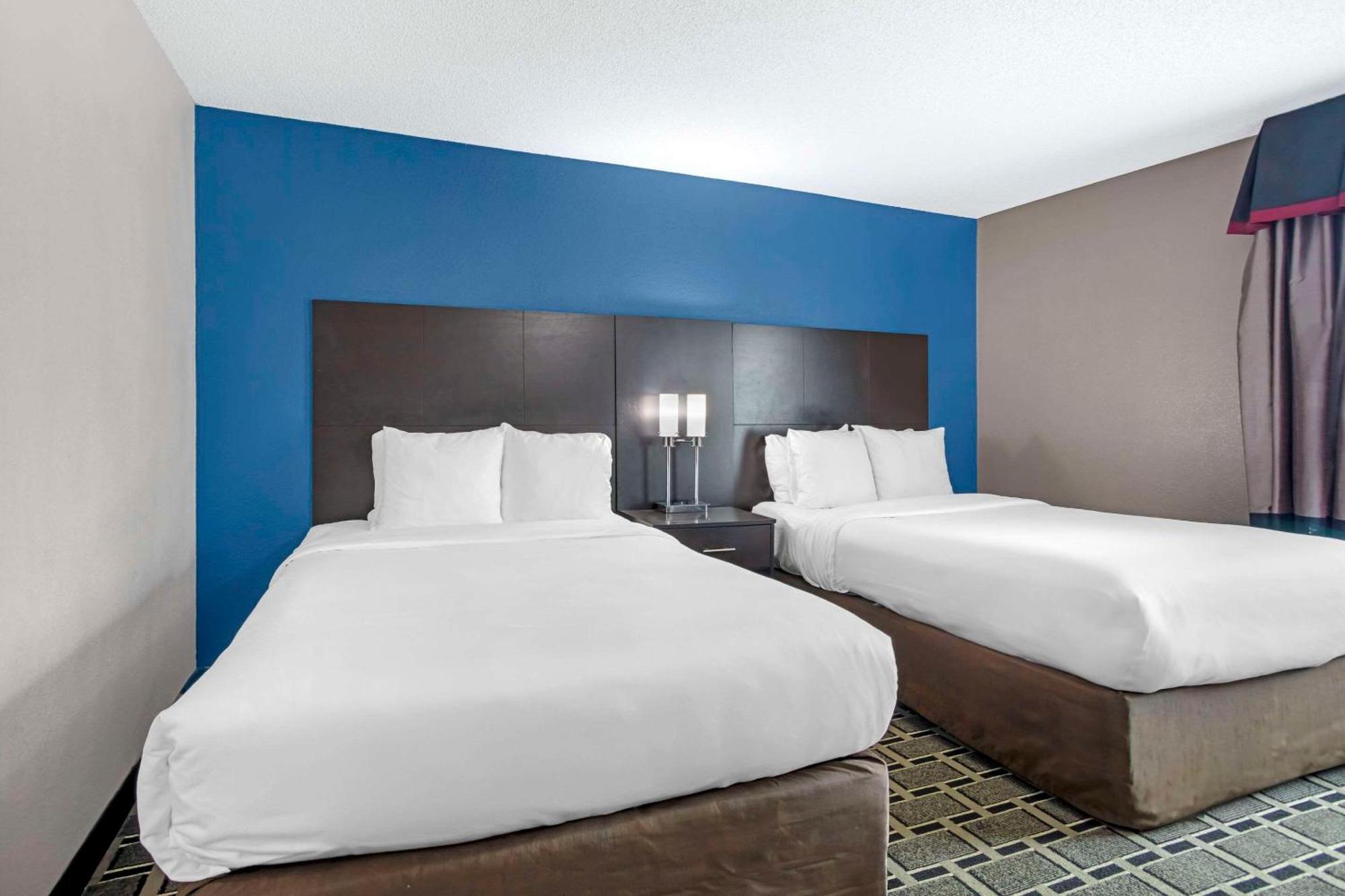 Comfort Airport - Bna Hotel